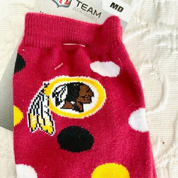 NWT NFL Washing Redskins Football Red Burgundy and Gold Commanders Size Medium - Picture 5 of 5